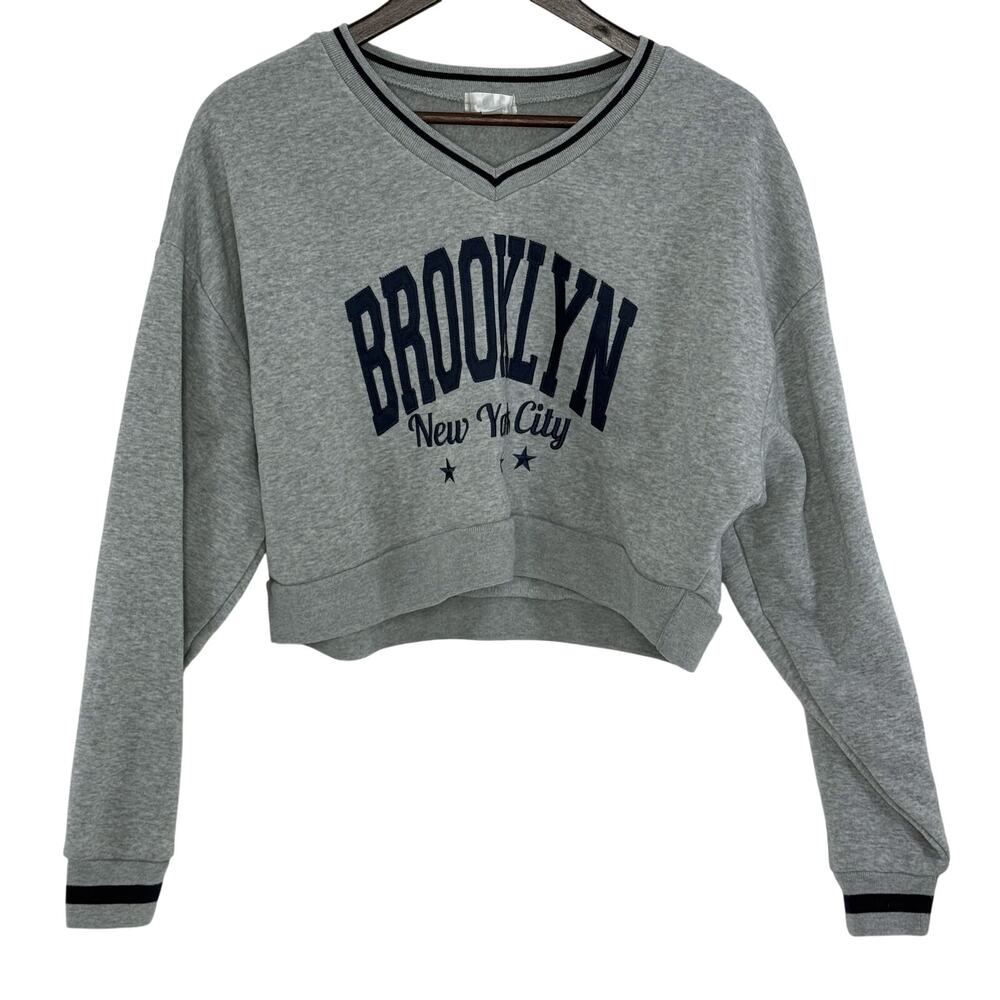 Brooklyn New York Cropped Sweatshirt Women M Gray Blue Embroidered